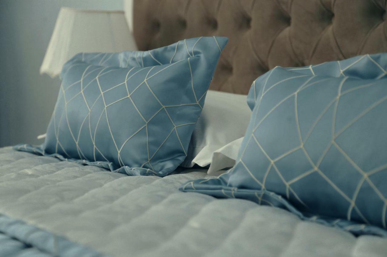 Bravolyuks Hotel Ούρτζεντς Εξωτερικό φωτογραφία