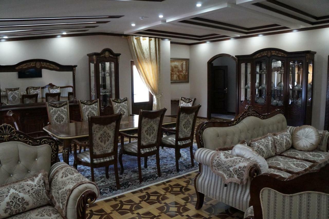 Bravolyuks Hotel Ούρτζεντς Εξωτερικό φωτογραφία
